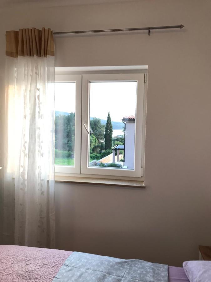 Apartmani Matea Cres Exterior photo